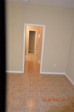 2834 Tanglewylde Dr in Land O Lakes, FL - Building Photo - Building Photo