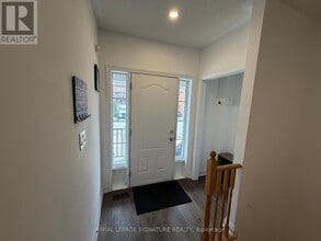 22 Muscadel Rd in Vaughan, ON - Building Photo - Building Photo