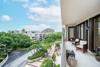 151 Crandon Blvd, Unit 524 in Key Biscayne, FL - Building Photo - Building Photo