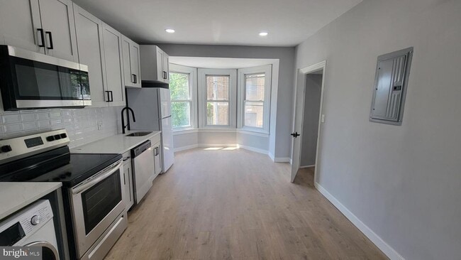 4663 Umbria St in Philadelphia, PA - Building Photo - Building Photo