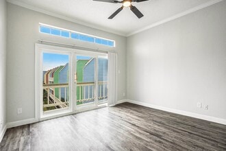 7820 Seawall Blvd in Galveston, TX - Building Photo - Building Photo
