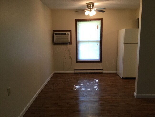 205 W Summerfield Ave in Leeton, MO - Building Photo - Building Photo