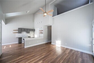 2407 W Ash St in Rogers, AR - Building Photo - Building Photo