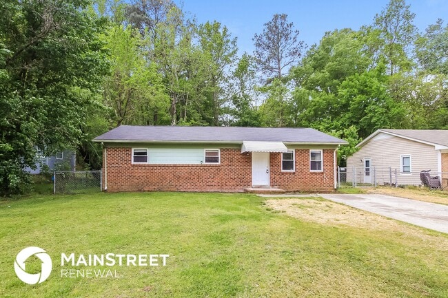 property at 3702 4 Seasons Dr