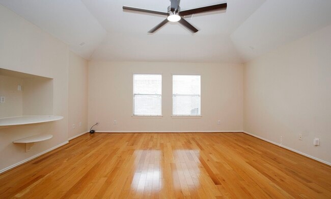 16207 Waiting Spring Cir