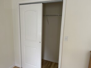 175 Kendall Ave in Ithaca, NY - Building Photo - Building Photo