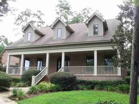 2957 St Stevens Dr in Tallahassee, FL - Building Photo