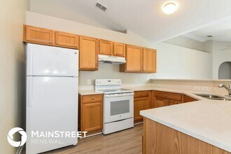 7320 Landmark Dr in Spring Hill, FL - Building Photo - Building Photo