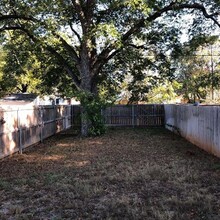 727 W Johnson St in Denison, TX - Building Photo - Building Photo