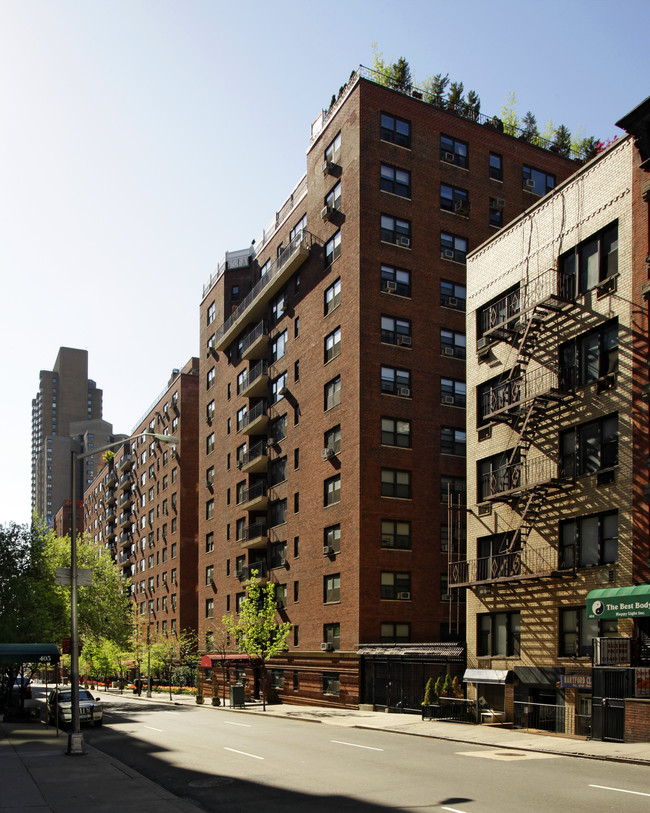 Sutton Terrace - Weill Cornell Medical Colleg in New York, NY - Foto de edificio - Building Photo