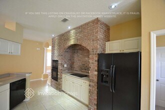 6647 Thackston Dr, Unit 159 in Riverview, FL - Foto de edificio - Building Photo