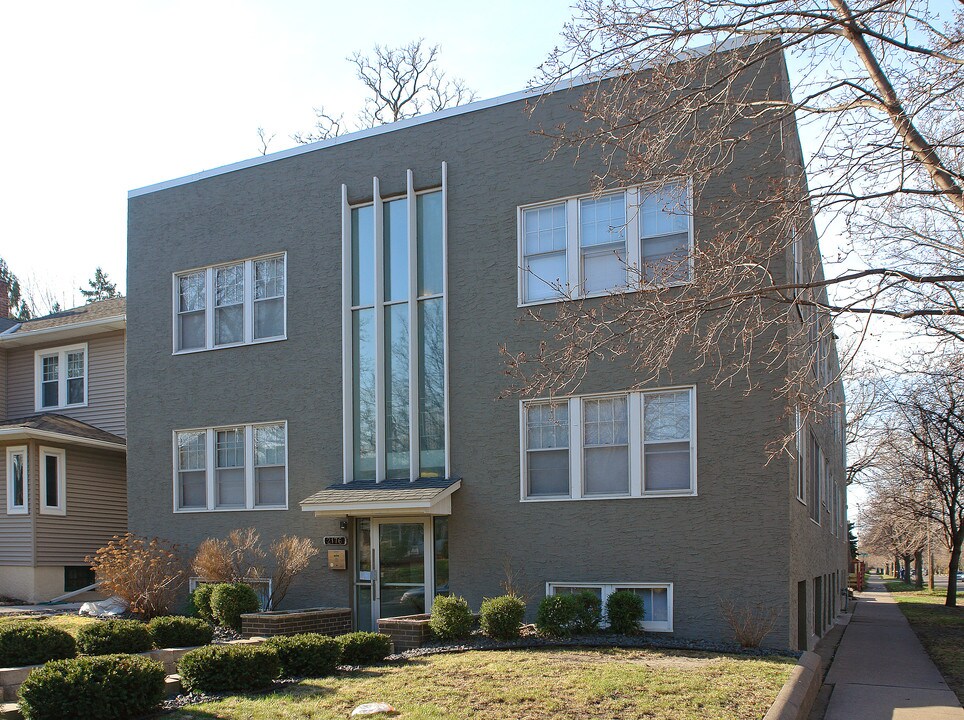 2176 Dayton Ave in St. Paul, MN - Building Photo
