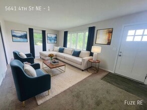 5641 4th St NE in Fridley, MN - Building Photo - Building Photo