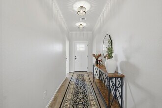 3017 N Majestic Ct in Casa Grande, AZ - Foto de edificio - Building Photo