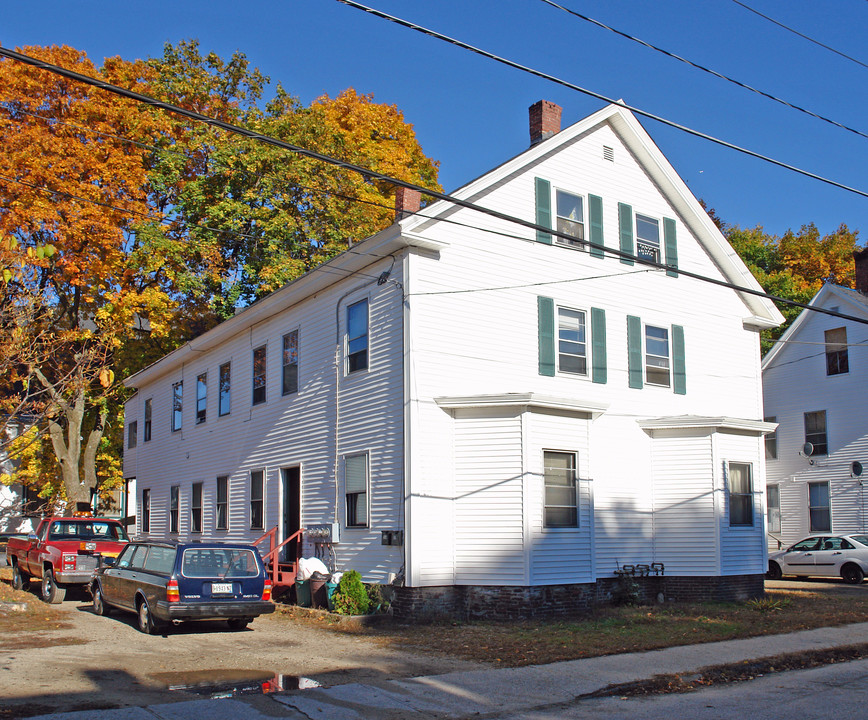 23-25 Academy in Rochester, NH - Building Photo