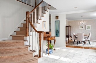 9 Cherry Ln in Scarsdale, NY - Building Photo - Building Photo