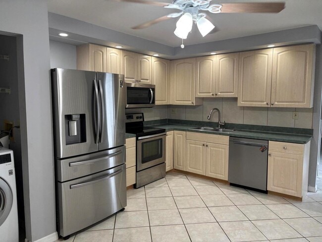 property at 352 Prestwick Cir