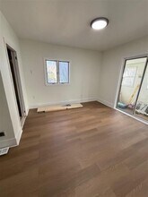 35 Church St, Unit 2 in Somerville, MA - Foto de edificio - Building Photo