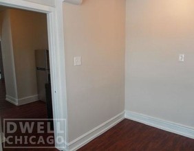 6648 N Ashland Ave, Unit 3 in Chicago, IL - Building Photo - Building Photo