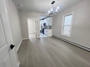 510 17th St, Unit 2 in Union City, NJ - Foto de edificio - Building Photo