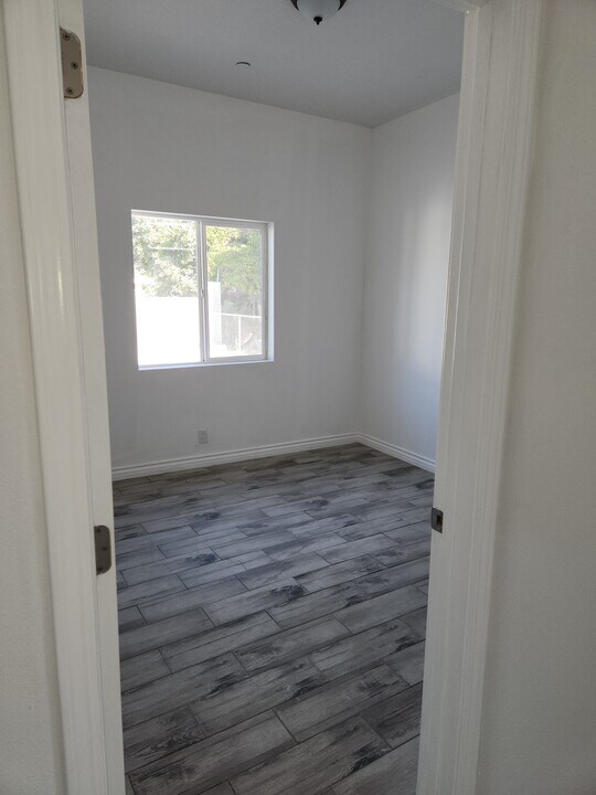 1177 E 41st Pl in Los Angeles, CA - Building Photo