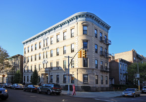 42 Patchen Ave in Brooklyn, NY - Building Photo
