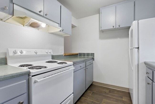 property at 12430 NE Glisan St