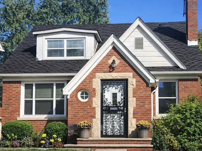 property at 15081 Young St