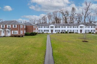 Arms Apartments in West Springfield, MA - Building Photo