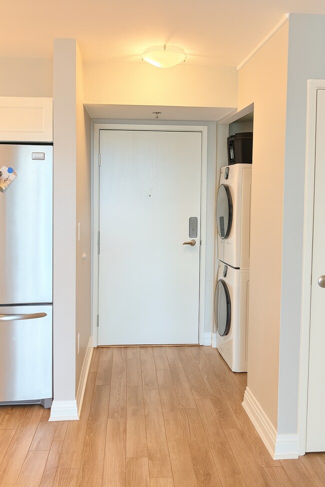 601 W 11th Ave, Unit 811 in Denver, CO - Foto de edificio - Building Photo