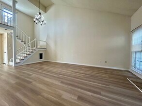 6817 El Greco Ct in Charlotte, NC - Building Photo - Building Photo