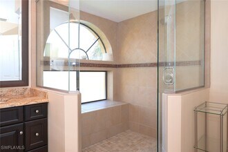 613 Beachwalk Cir in Naples, FL - Building Photo - Building Photo
