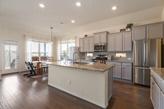 4027 Flowstone Ln in Round Rock, TX - Building Photo - Building Photo