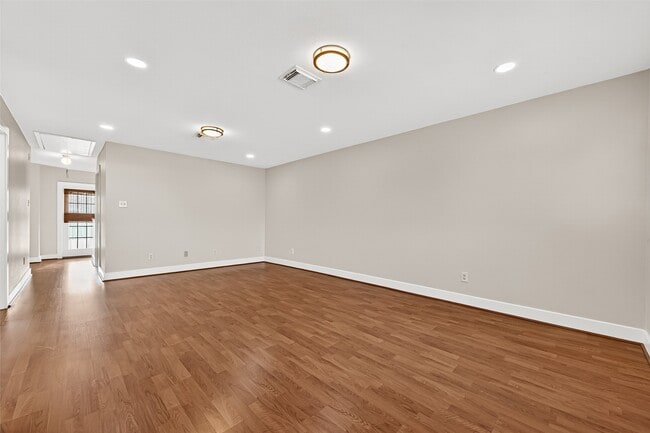property at 6247 Settlers Lake Cir E