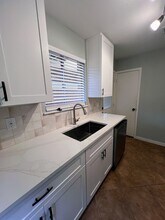 10623 Golden Quail Dr, Unit B in Austin, TX - Building Photo - Building Photo