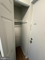 3100 S Manchester St in Falls Church, VA - Building Photo