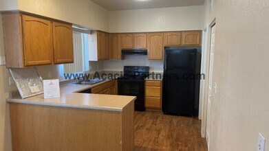 4242 E Monte Vista Dr in Tucson, AZ - Building Photo - Building Photo