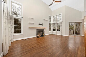 6976 Meadowpoint Terrace in New Market, MD - Building Photo - Building Photo