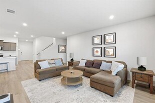 1354 Turkey Run Dr in Denton, TX - Building Photo