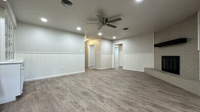 5213 16th St in Lubbock, TX - Building Photo - Building Photo