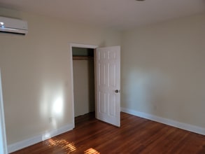 56 Elizabeth St in Attleboro, MA - Building Photo - Building Photo