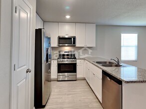 502 Summersweet Rd in New Braunfels, TX - Building Photo - Building Photo