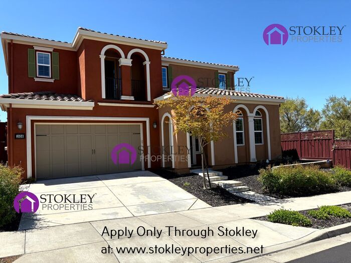 1836 Porcellano Way in Dublin, CA - Building Photo
