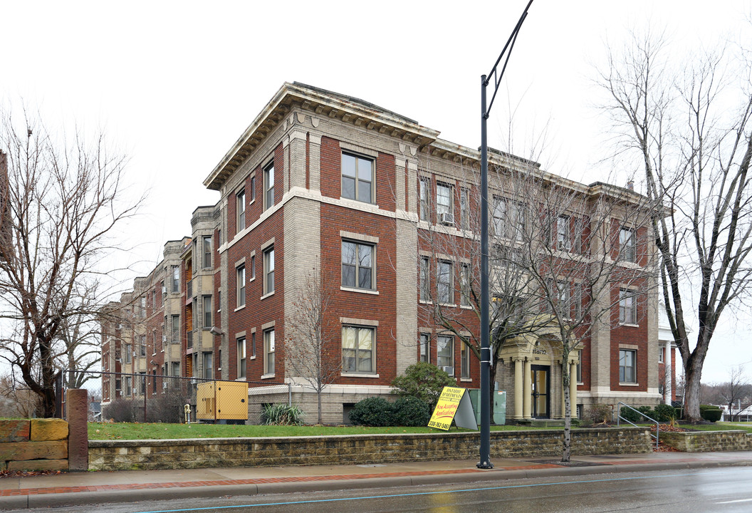 Ontario Apartments in Akron, OH - Building Photo