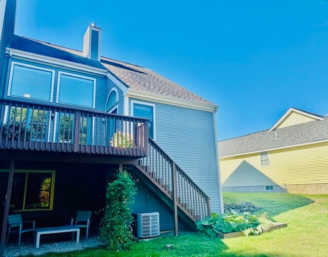 146 Spinnaker Way in Portsmouth, NH - Building Photo
