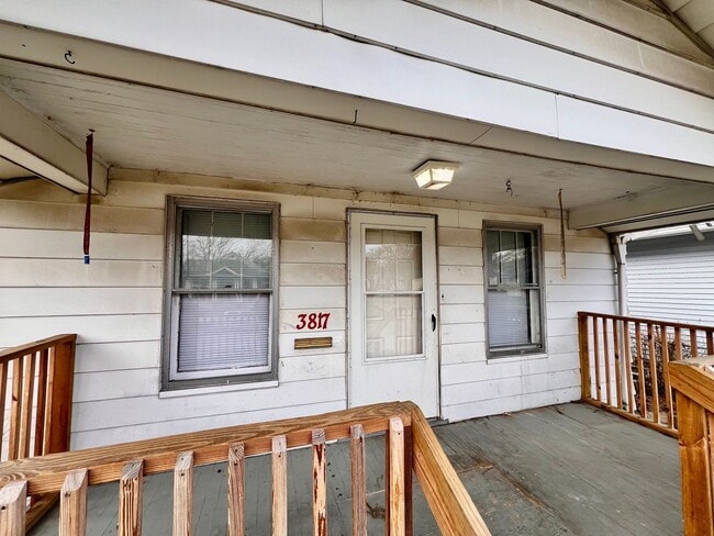 3817 Burton Ave in Toledo, OH - Building Photo - Building Photo