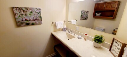 496 Lawnview Dr, Unit 496 Lawnview Dr Apt 3 in Morgantown, WV - Building Photo - Building Photo