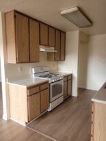 Beverly Villa in Pico Rivera, CA - Building Photo