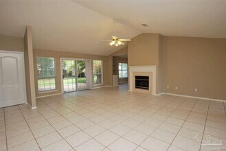 1015 Glades Ln in Pensacola, FL - Building Photo - Building Photo