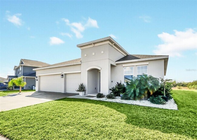 157 Pineywoods St in St. Cloud, FL - Building Photo - Building Photo